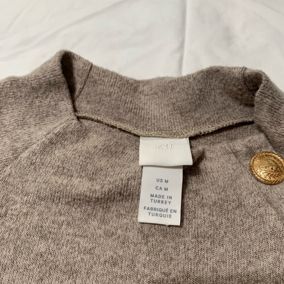 Turtle neck, batwing longsleeve top - Picture 3 of 3